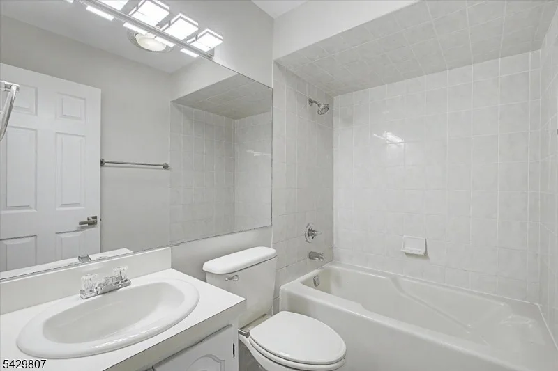 Photo of 74 Cobbler Sq