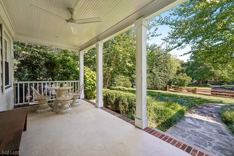 Photo of 1400 Orchard Rd