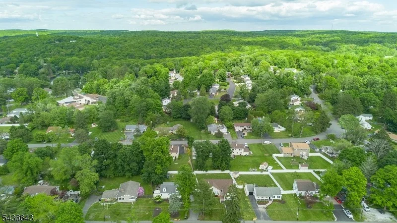 Photo of 59 Conestoga Trl
