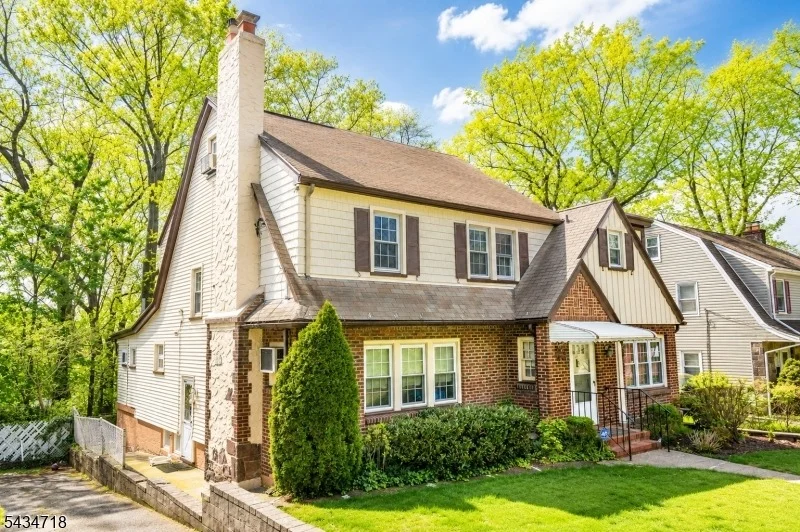 Photo of 27 Glen Rd