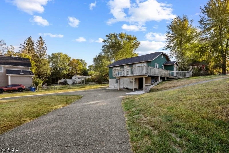 Photo of 7 River Rd