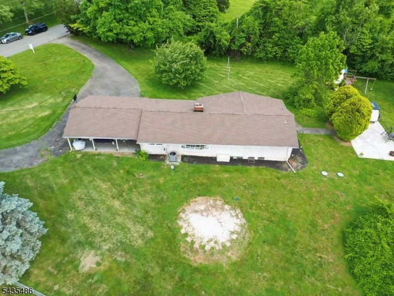 Photo of 21 Wayside Ln
