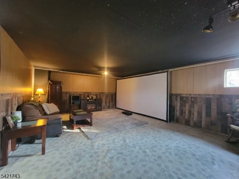 Photo of 246 Spring Hill Rd