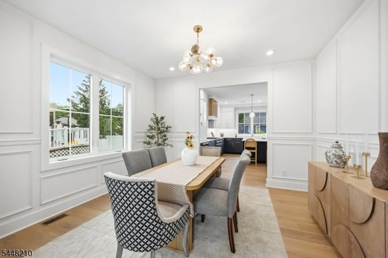 Photo of 936 Beverly Dr