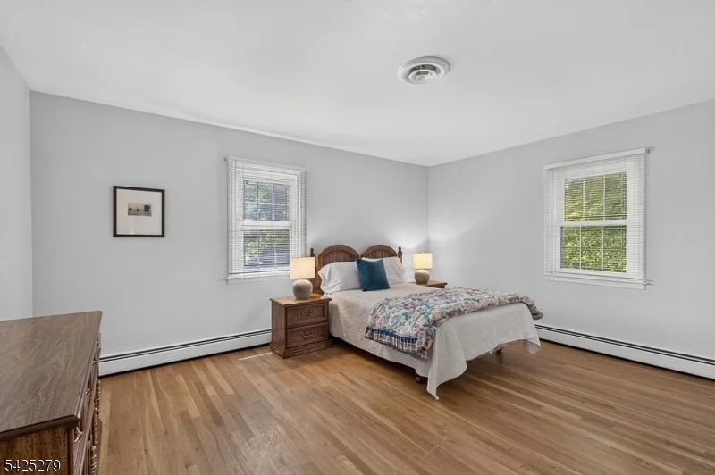 Photo of 10 Rockledge Ter