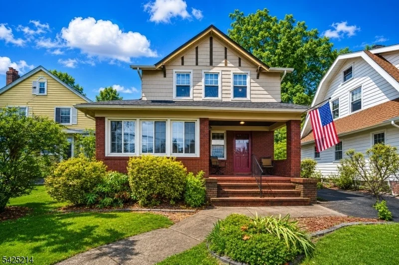 Photo of 265 Union Ave