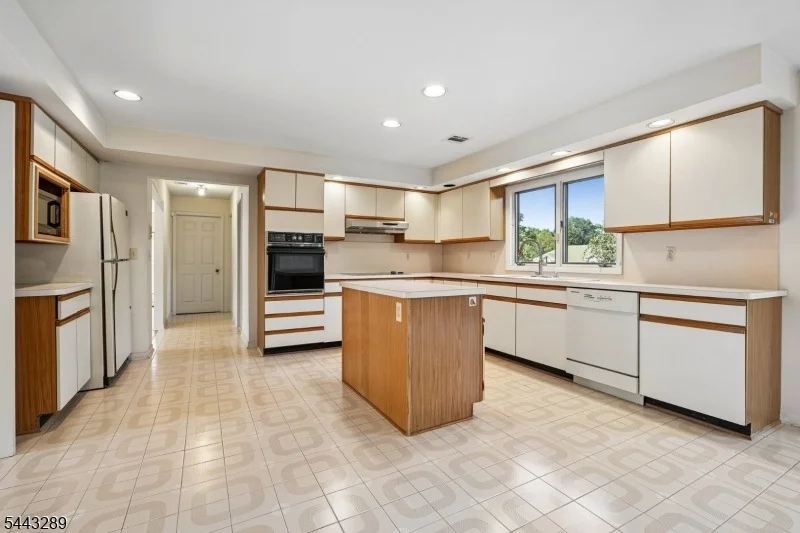 Photo of 22 Garrity Ter