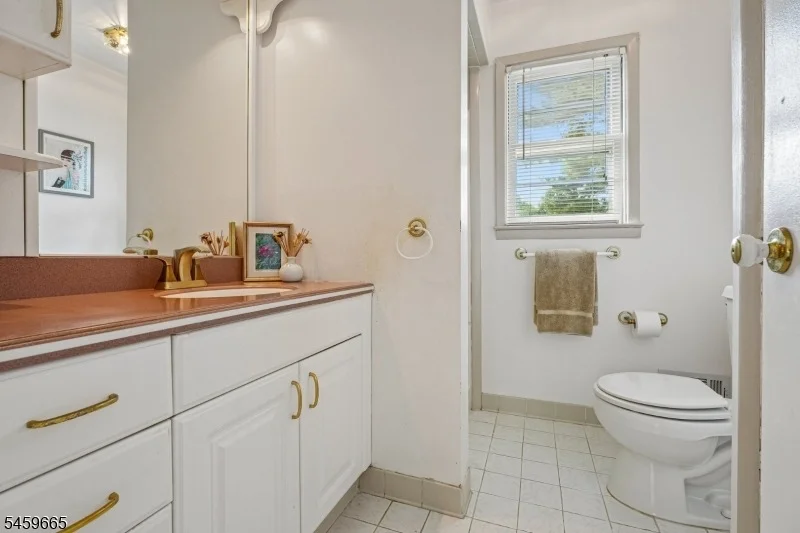 Photo of 25 MANCHESTER DRIVE