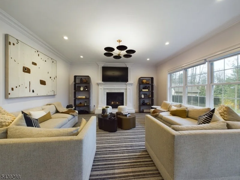 Photo of 301 Garrett Rd