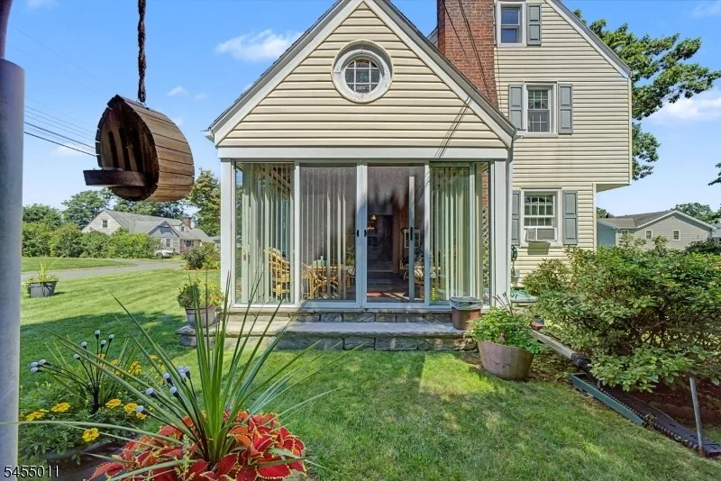 Photo of 98 Wiltop Rd