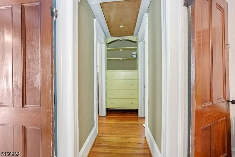 Photo of 39 Clinton Rd