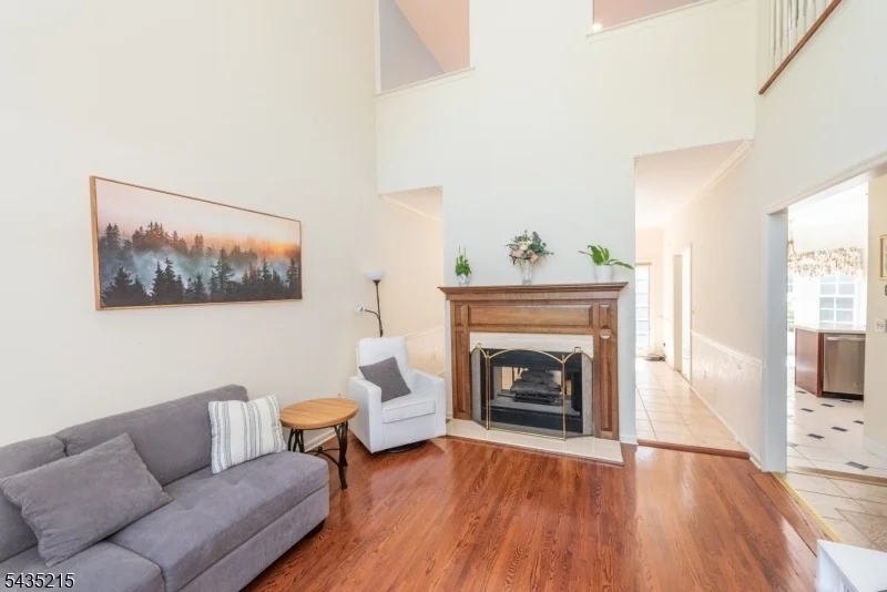 Photo of 10 Ebersbach Ln