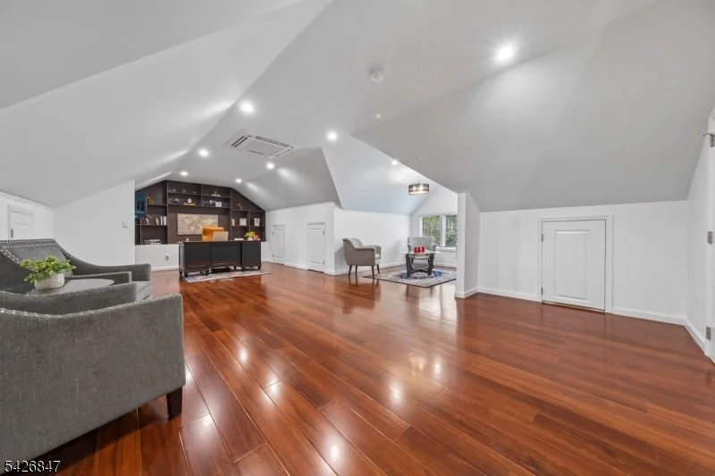 Photo of 21 Winding Way
