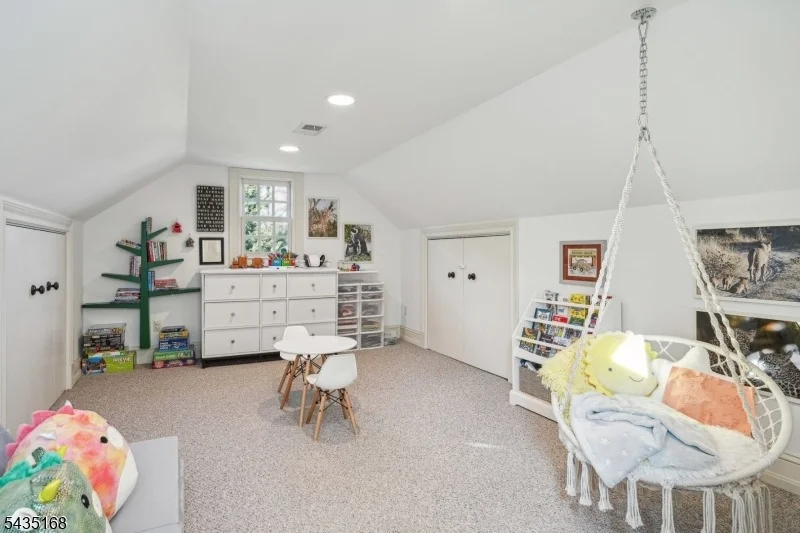 Photo of 63 Addison Dr