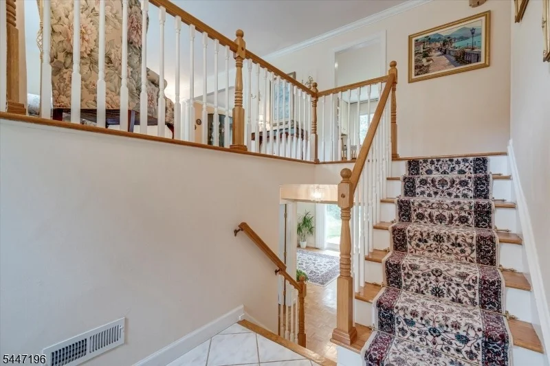 Photo of 57 Robbins Ave