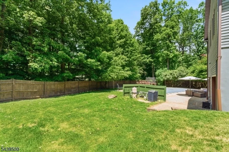 Photo of 25 Timber Ln