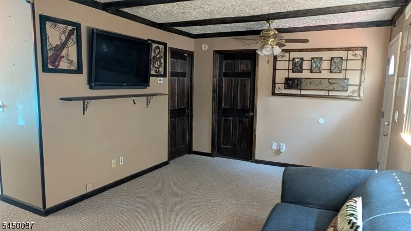 Photo of 31 Hewitt Rd