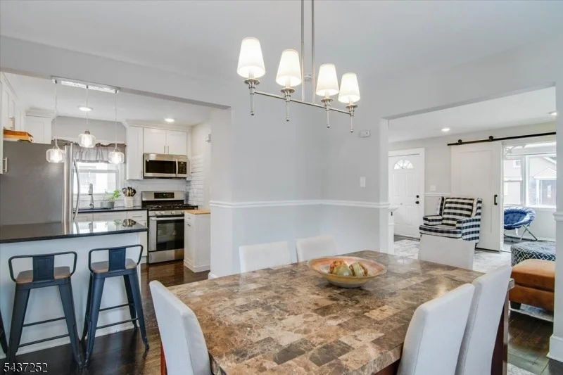 Photo of 13 Elm Dr