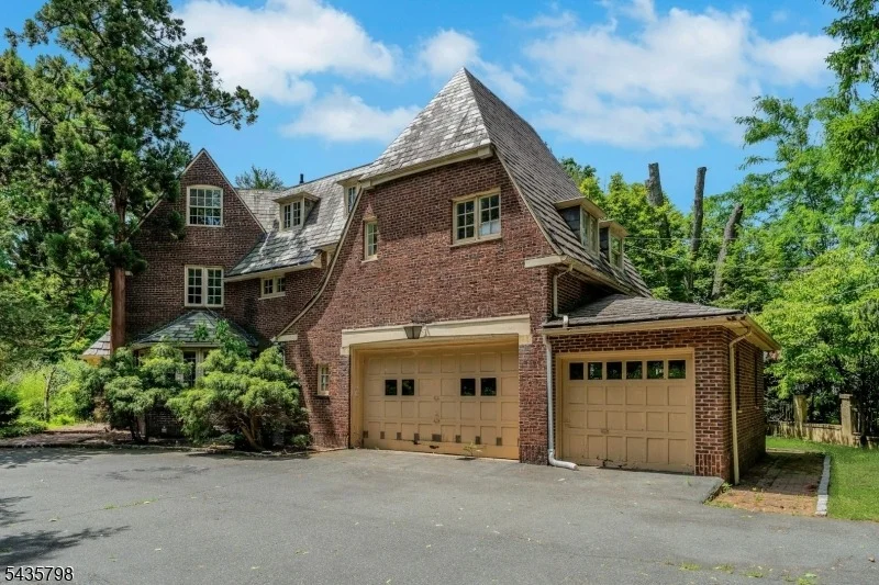Photo of 475 Berkeley Ave