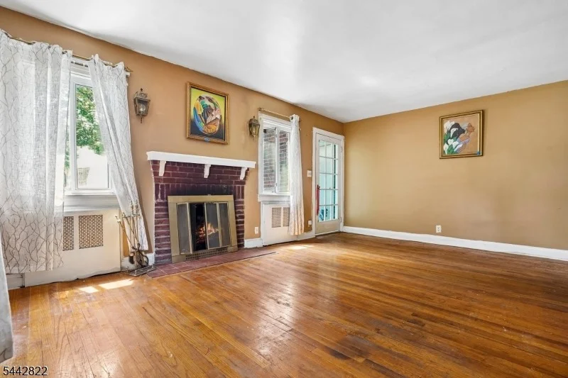 Photo of 24 Springer St