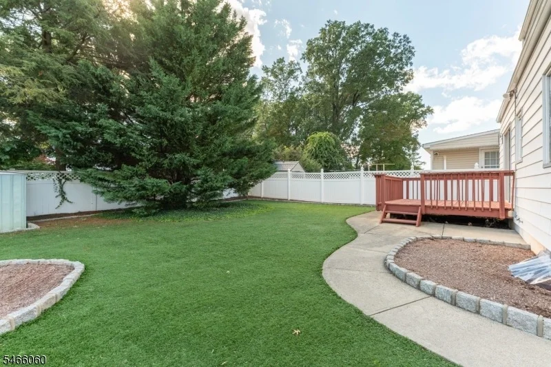 Photo of 439 Wheaton Rd