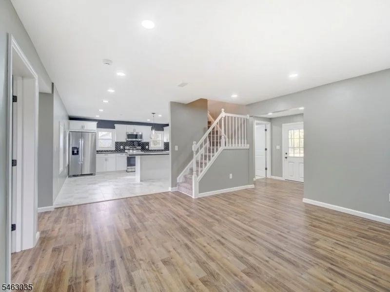 Photo of 17 Lock St