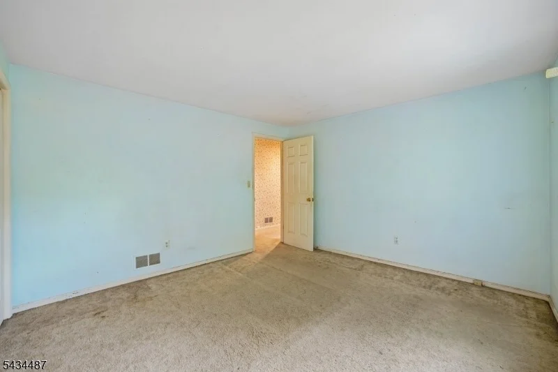Photo of 137 Beekman Rd