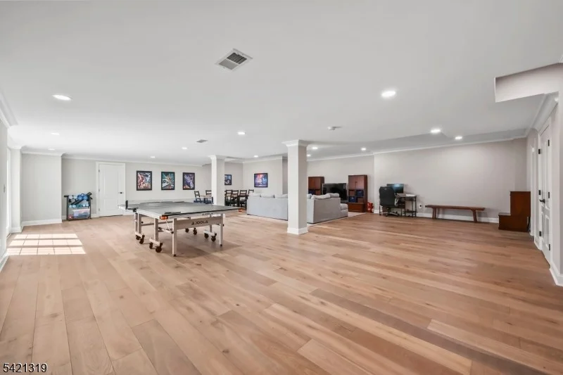 Photo of 12 Skyline Dr