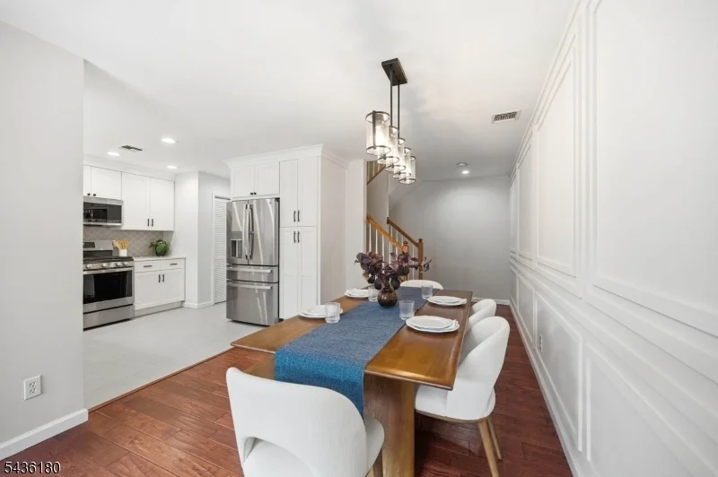 Photo of 281 Riverwalk Way