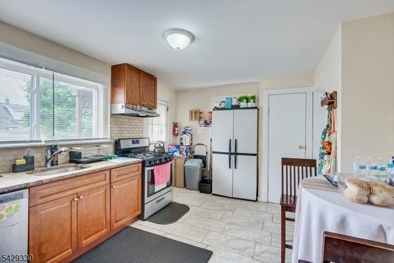 Photo of 31 Romney Rd