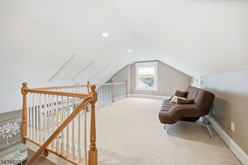 Photo of 206 Long Pond Rd