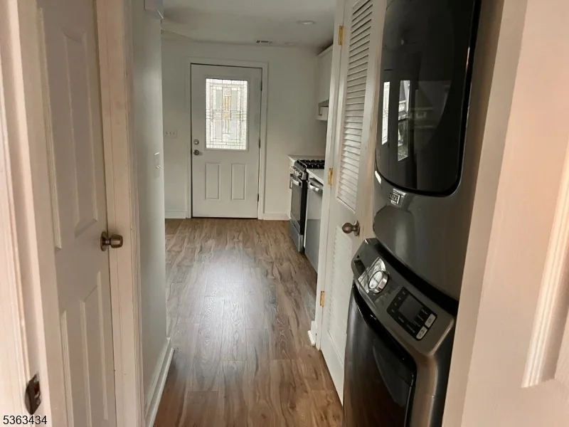 Photo of 7 River Rd