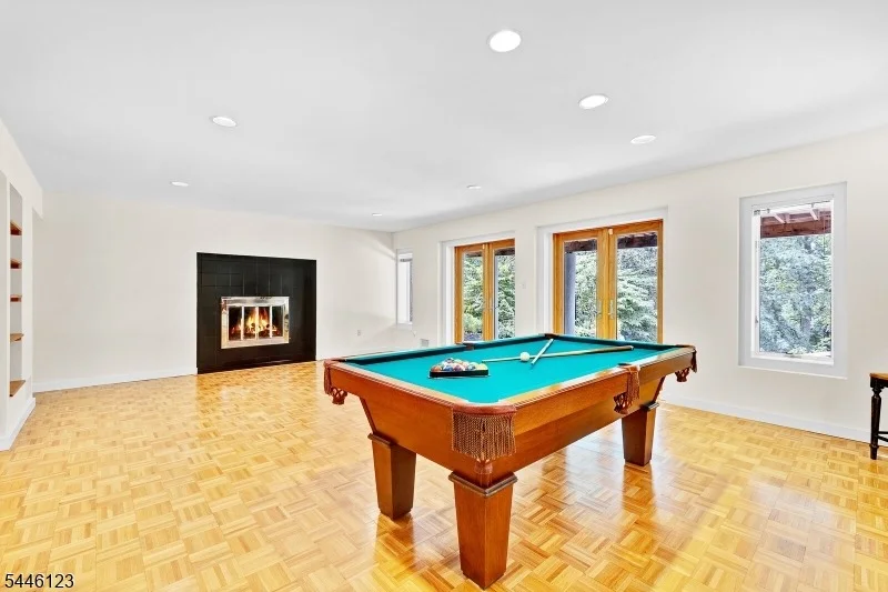 Photo of 30 Ellsworth Dr