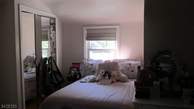 Photo of 815 Mountain Ave