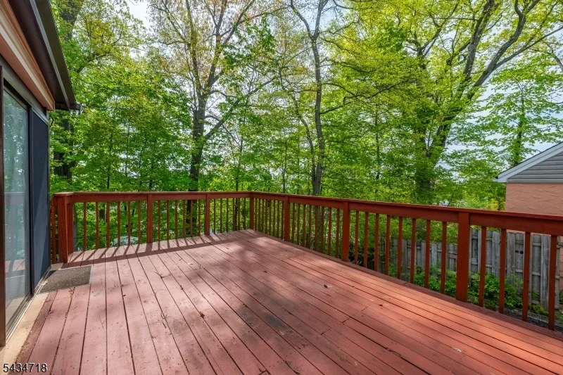Photo of 27 Glen Rd
