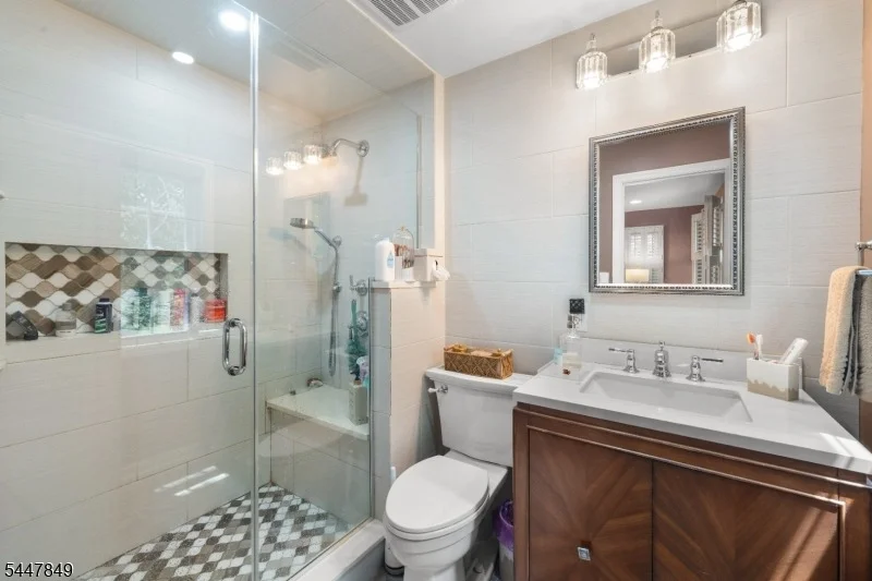 Photo of 950 Belvidere