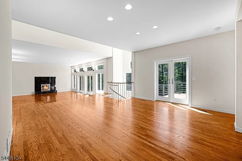 Photo of 30 Ellsworth Dr