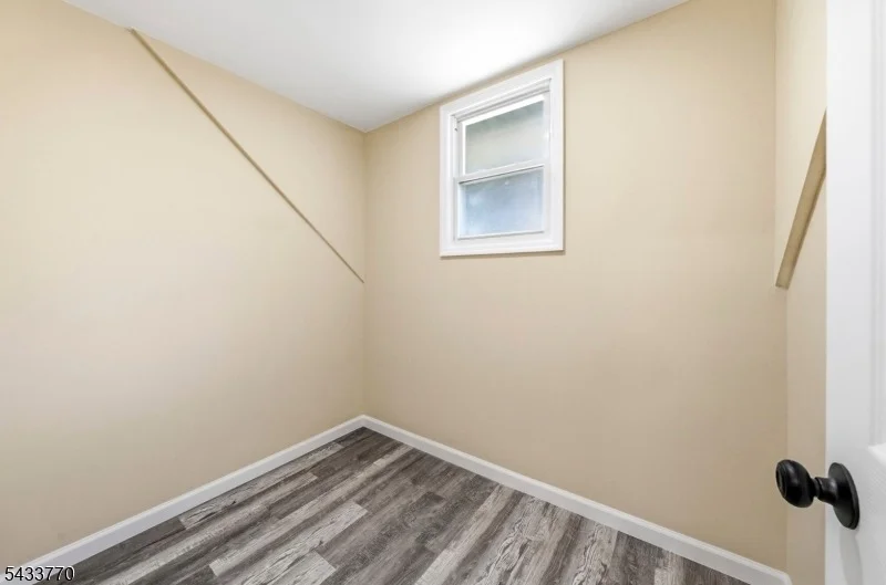 Photo of 573 Conant St