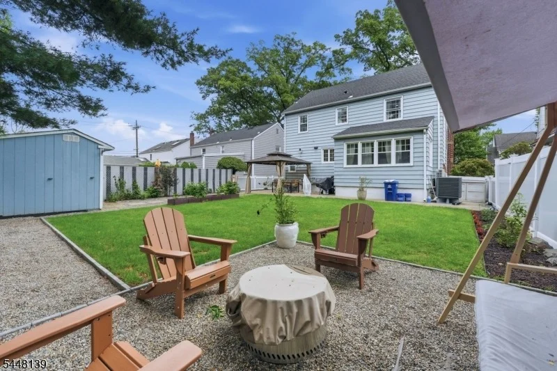 Photo of 102 Mortimer Ave