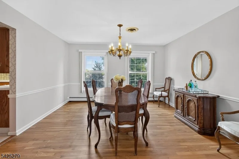 Photo of 10 Rockledge Ter