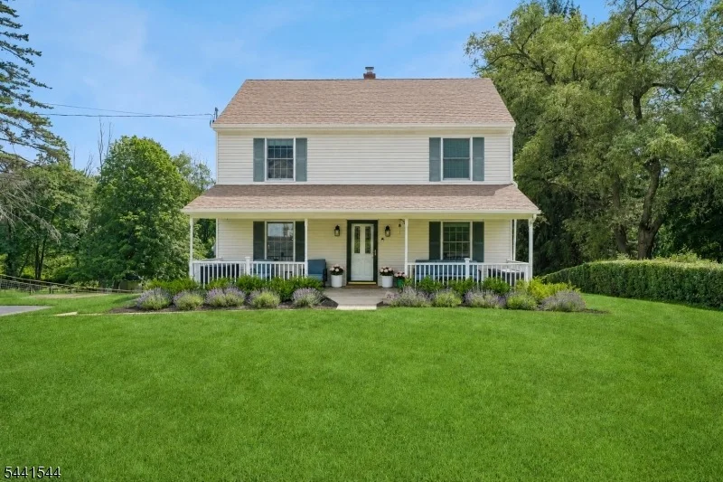 Photo of 26 Longview Ave