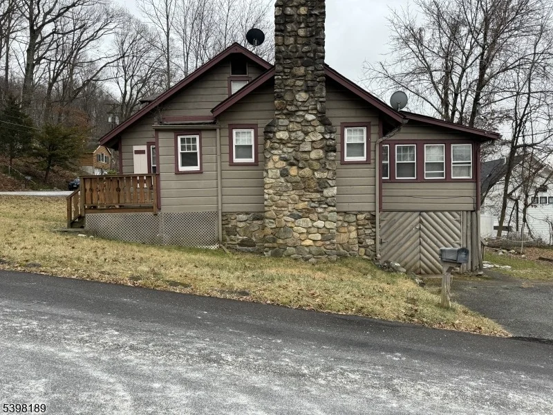 Photo of 13 Log Cabin Ter