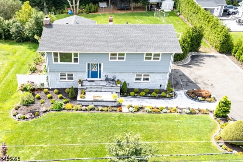 Photo of 17 Corwin St