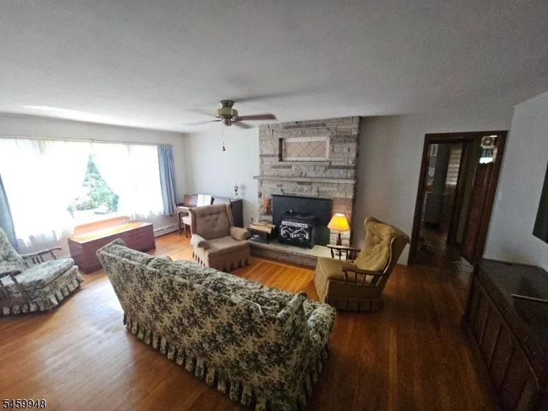 Photo of 53 High Ave