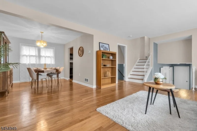 Photo of 12 Brook Pl
