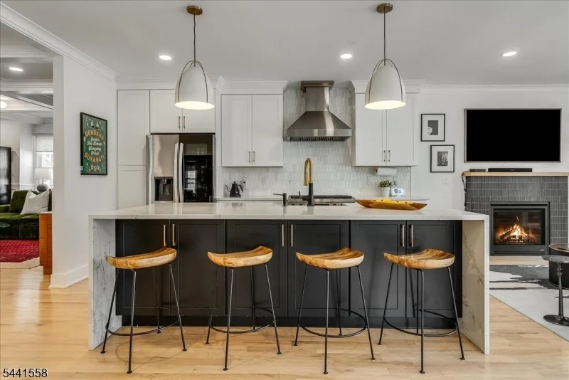 Photo of 27 Montclair Ave