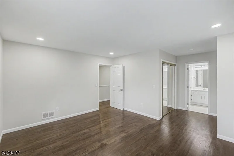 Photo of 74 Cobbler Sq