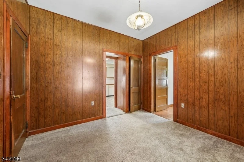 Photo of 327 Saint Cloud Ave