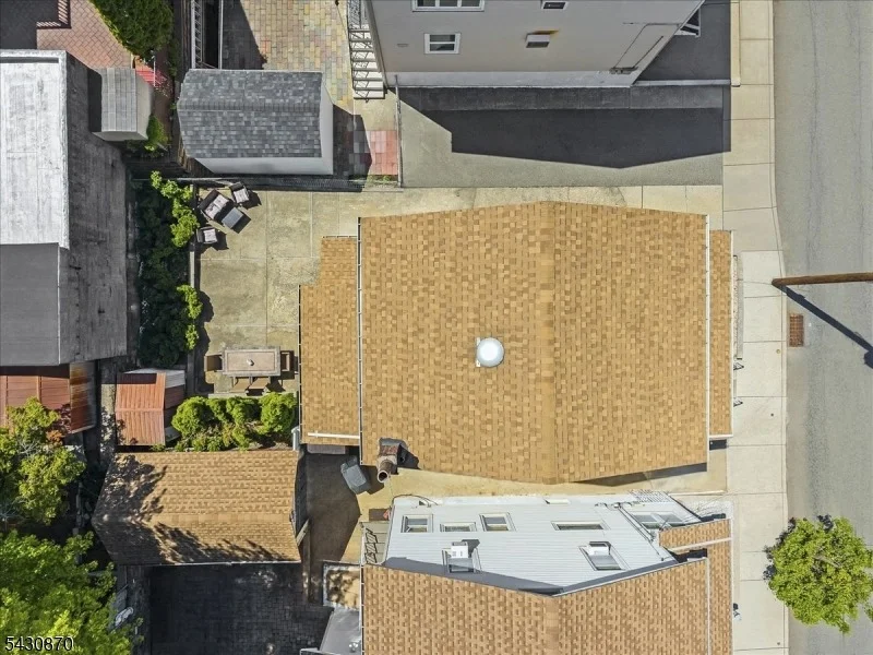 Photo of 136 Cedar St