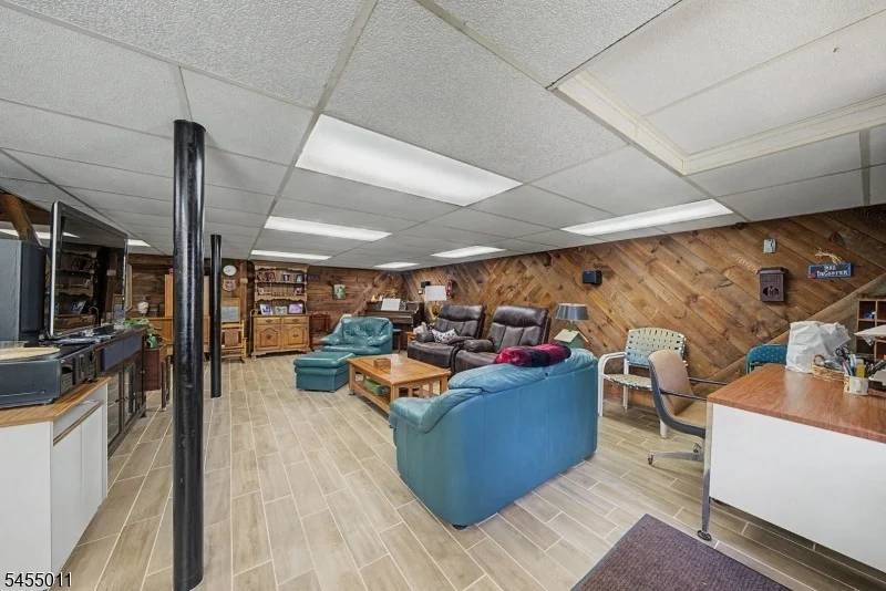 Photo of 98 Wiltop Rd